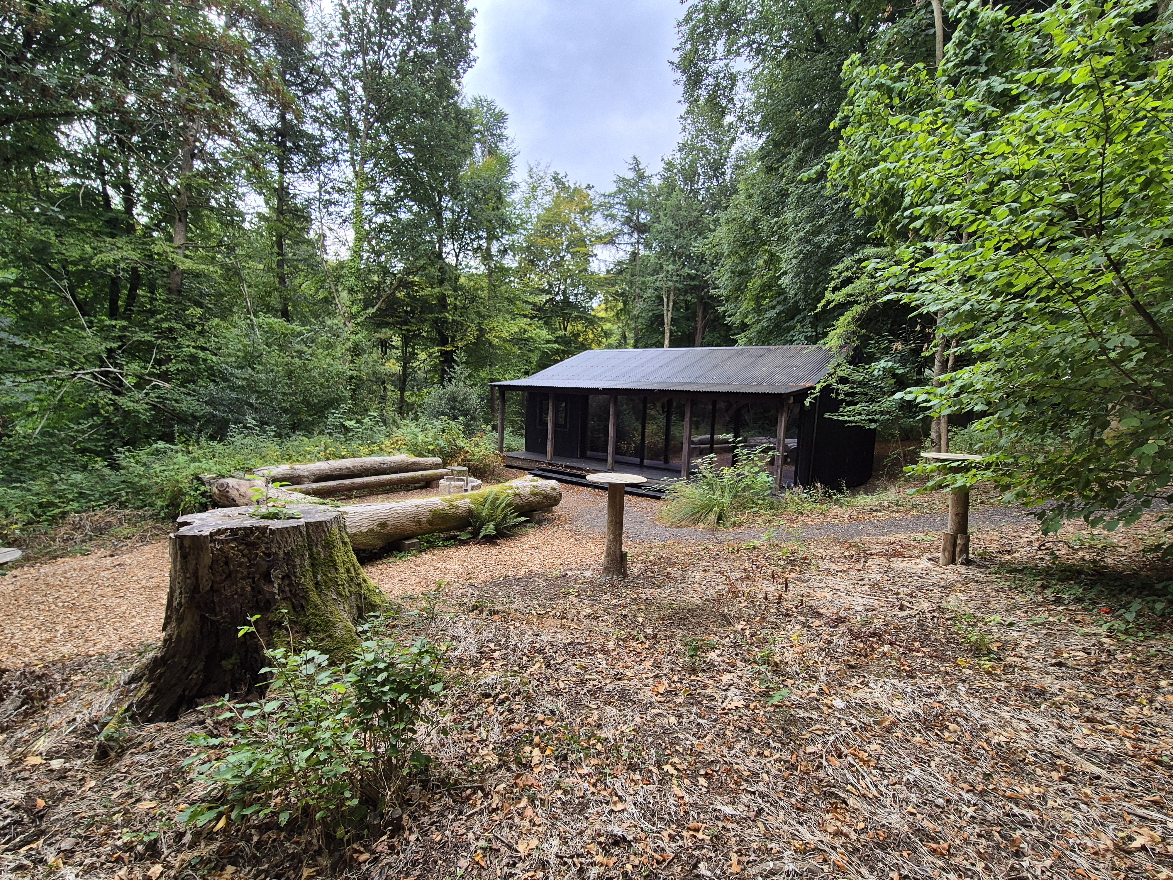 Littlewood Lodge - Lodge and Seating