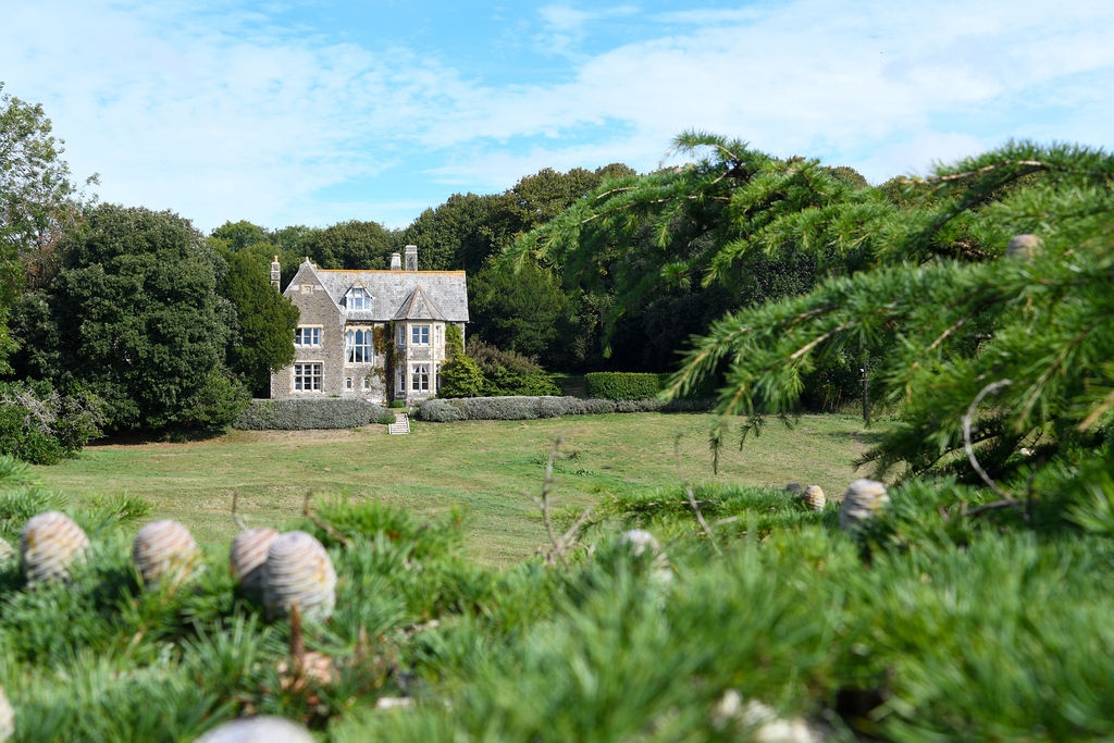 Lorton House exterior