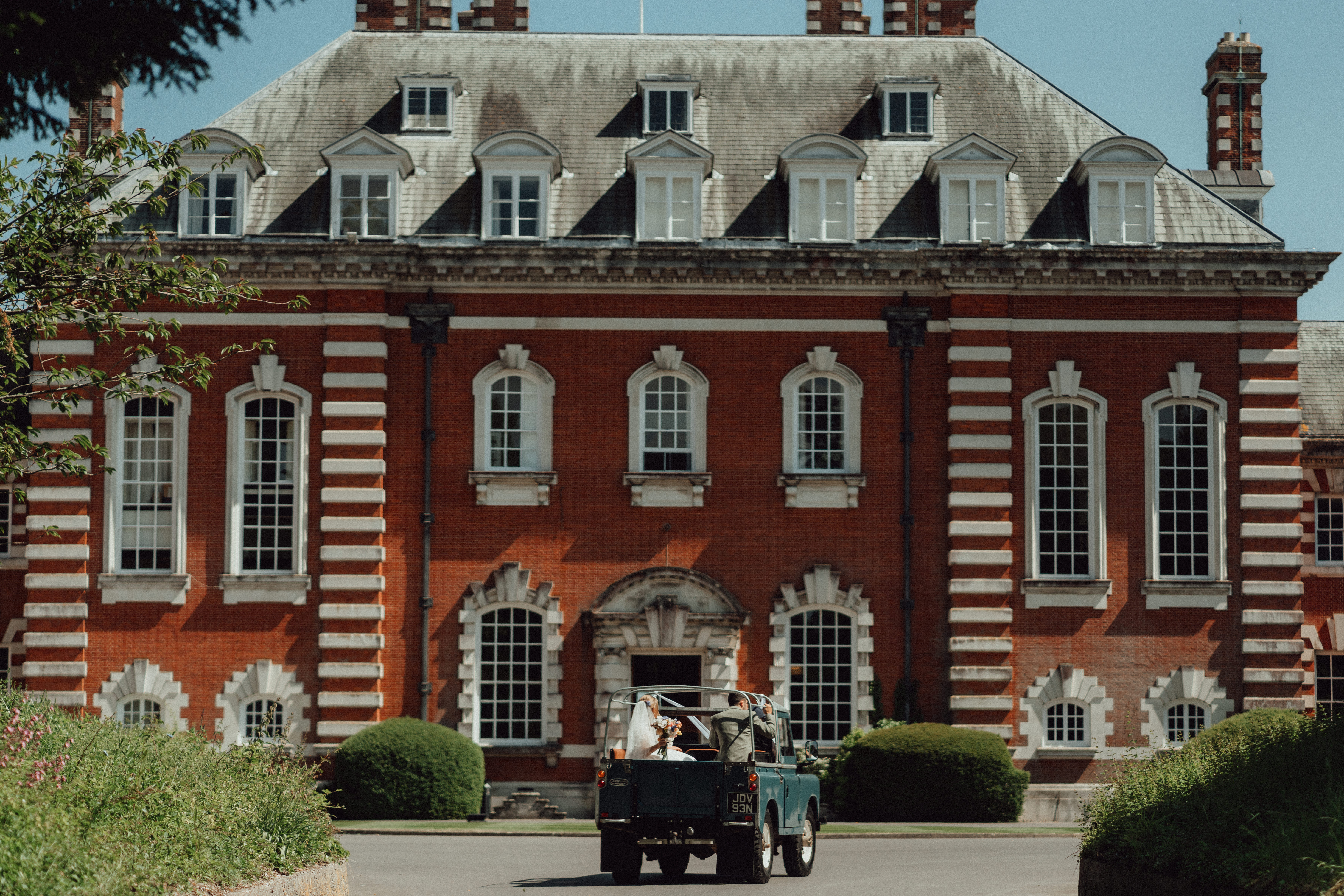 Bryanston - Arrival of the Bride