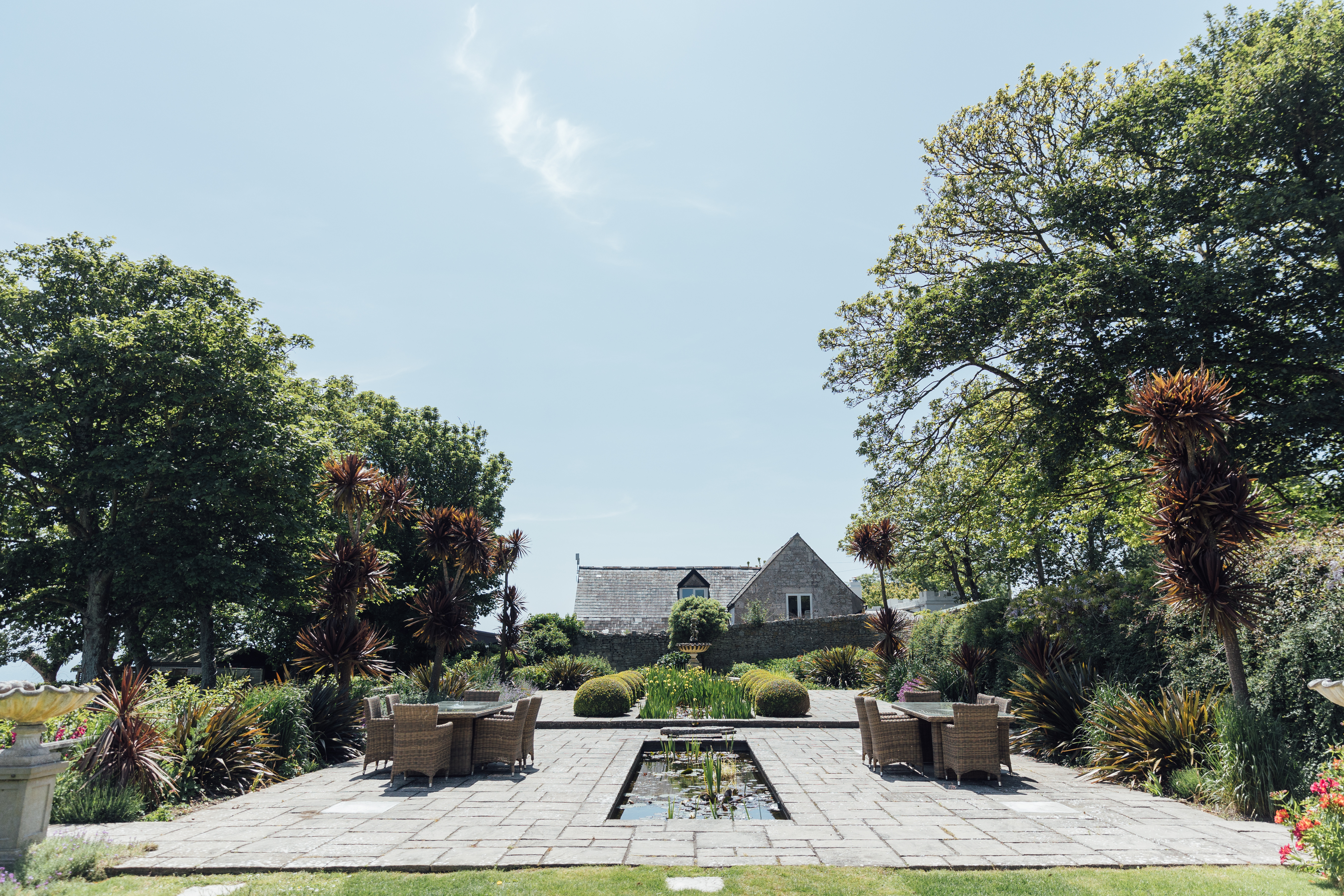 Pennsylvania Castle - Ponds and Patio