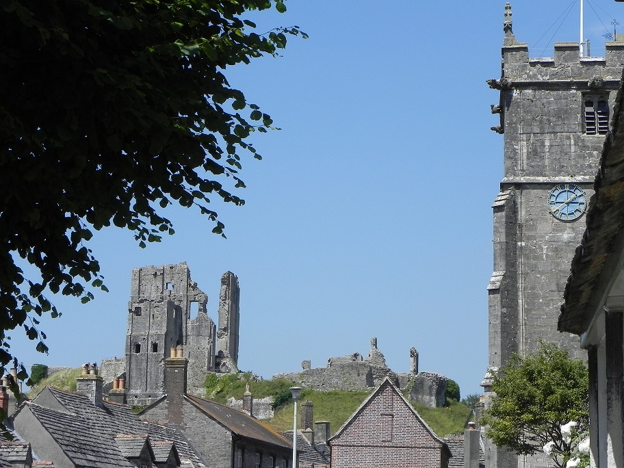 Corfe Castle RS non copyright resized