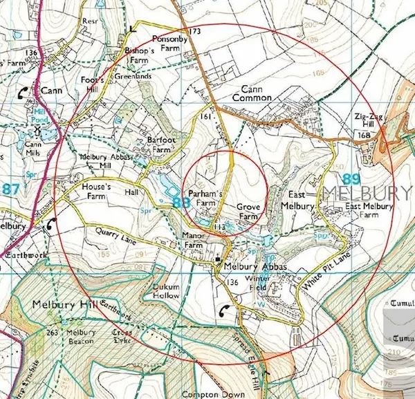 Potential Zones of Influence showing 1km radius outer circle for designated sites and inner circle 250 metre radius in considering Great Crested Newts as the hollow is partly within the Amber risk zone and therefore qualifies for consideration under district licensing